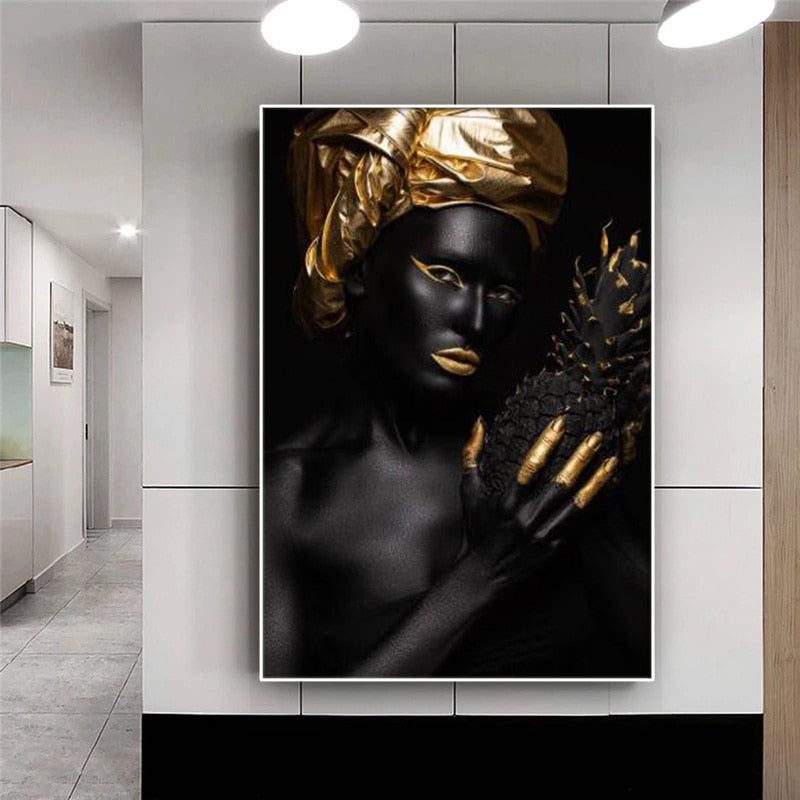 tableau femme noir or