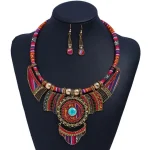 Colliers africains ethniques