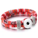 Bracelets africains en tissu rouge